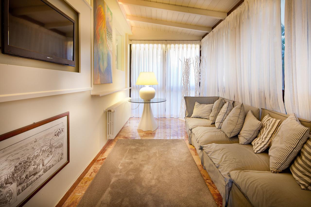 Hotel Beaurivage Fano Esterno foto
